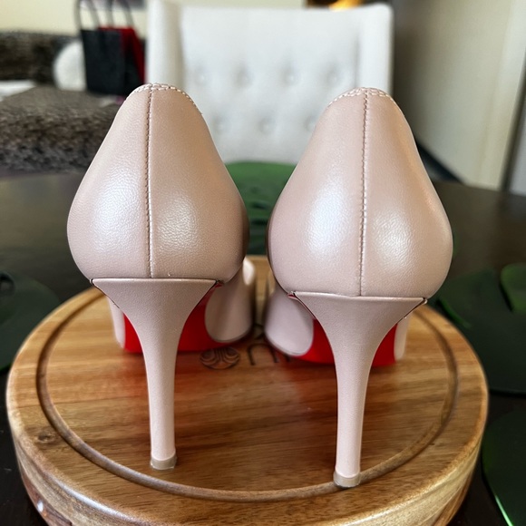 Christian Louboutin Tan Heels 👠 Size 36 1/2 - Picture 2 of 8